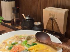 -荣家黄鱼面(前滩太古里店)
