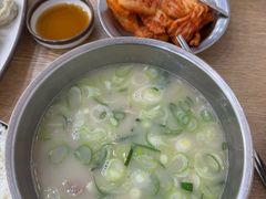 牛肉雪浓汤-神仙雪浓汤(明洞店)