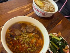 -矮子粉店1985·长沙米粉(湘春路店)