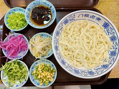 老北京炸酱面-门框胡同百年卤煮(新街口店)