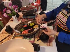 -刘姐啤酒鱼民族演艺餐厅(西街总店)