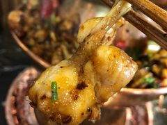 -巴四老城区炭火蛙锅(张江店)