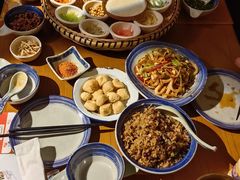 -包整·丝娃娃(一览甲秀楼风景店)