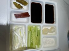 -小桃红·东北菜·春饼烤鸭(南阳湖街店)