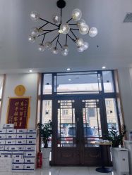 -靓芙泉祛痘.科技美肤连锁