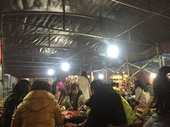 -小辣椒汤锅烧烤(温泉南街店)