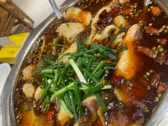 -乡土特色.冷锅鱼.牦牛肉汤锅