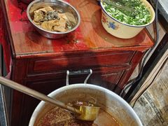 -柳州肥姨妈大骨螺蛳粉(曹路店)