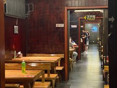 -万记麻辣烫国展总店