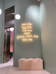 大堂-好看加白色房子