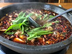 -都江堰石锅鱼