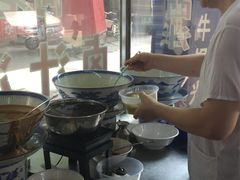 -何老二卤汁凉粉