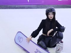 -Hopo Snow 城市滑雪空间(来福士广场购物中心店)