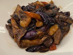 -一坐一忘云南菜(嘉里中心店)