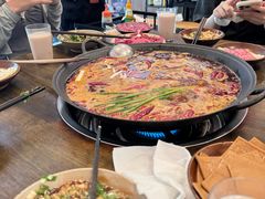 -黄潇洒老火锅(九眼桥宏济巷店)
