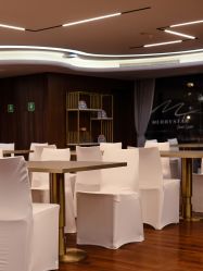 -Doris一站式游轮婚礼船东直营店(外滩店)