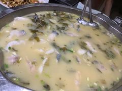 -鑫巴蜀小镇 · 水煮鱼专研店(玉桥店)