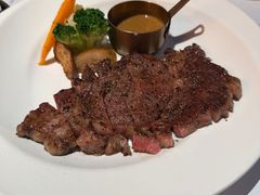 谷饲300天肉眼牛排-洛缦音乐餐厅(工业展览馆万象城店)