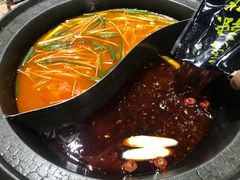 -唇辣号重庆老火锅(石担路店)