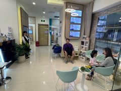 -维乐口腔(美维云门诊陆家嘴店)