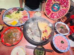 -周小明火锅(黑金冠社区店)