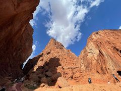 -天山神秘大峡谷