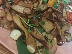 -云海肴·云南小炒·汽锅鸡(天津国金汇店)