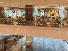 -怡咖啡海鲜自助餐厅(浦东香格里拉店)