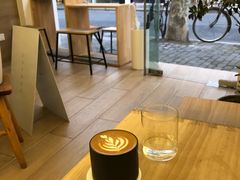 Flat&nbsp;White-Onirii Coffee(长乐路店)