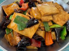 -自游人·美食一楼