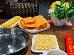 -阿润打边炉·鲜切鸡煲(华漕店)
