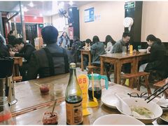 大堂-潘国仙耳光馄饨(黄家阙路店)