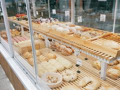 -焙丽拾光(麦凯乐直营店)