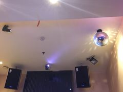 -朱古力纯K量贩式KTV(国庆中路店)