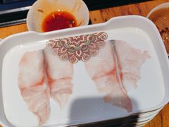 -老牌坊云南鱼豆花火锅(哈西万达店)