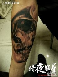 -暗夜tattoo纹身工作室