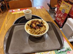 -食其家·牛丼咖喱(金桥太茂店)