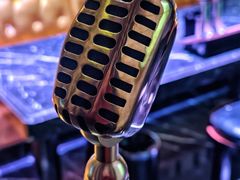 -皇马纯KTV·量贩·聚会(民治店)