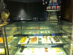 -BLU 全日制餐厅(上海安曼纳卓悦酒店)