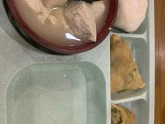 -吃饭皇帝大土家民族菜(正大广场店)