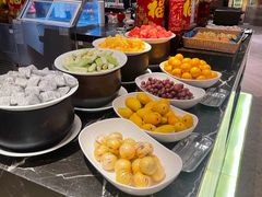 -广州万富希尔顿酒店·感趣自助餐厅·金秋蟹宴生蚝海鲜刺身烧烤