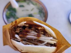 -烤鸭肉夹馍鸭汤店