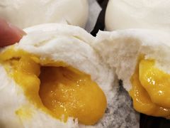 软棉香滑流沙包-广州酒家(文昌总店)