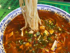 手工铡面-令氏家外家周秦食府(高新店)