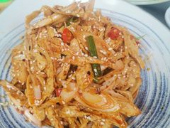 -铜锣湾·有麝自然香(重庆新天地店)