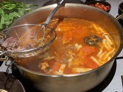 -罗勒家·养生火锅· Bistro(大望路店)