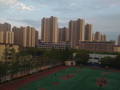 -上海市工商外国语学校