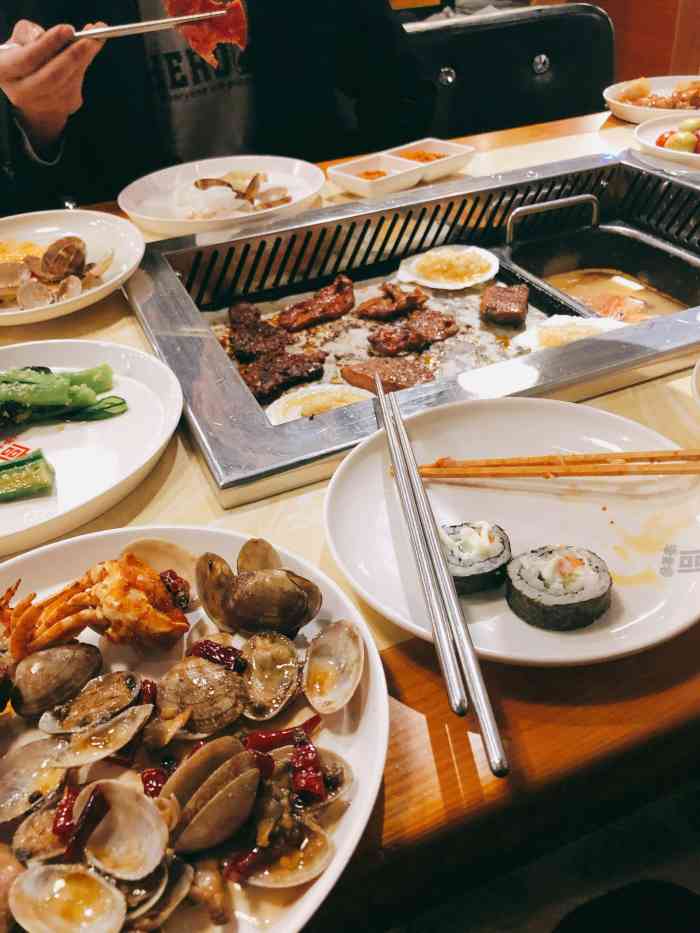 汉釜宫海鲜自助烤肉图片