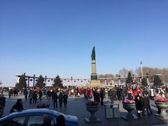 -人民防洪胜利纪念塔