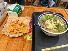 -云阿蛮云南生烫牛肉米线(奉贤路店)